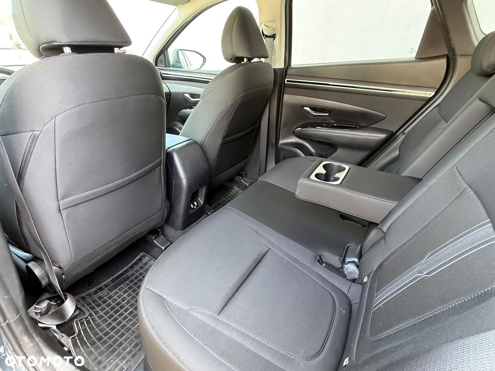 Hyundai Tucson 1.6 T-GDi HEV Executive 4WD - 24