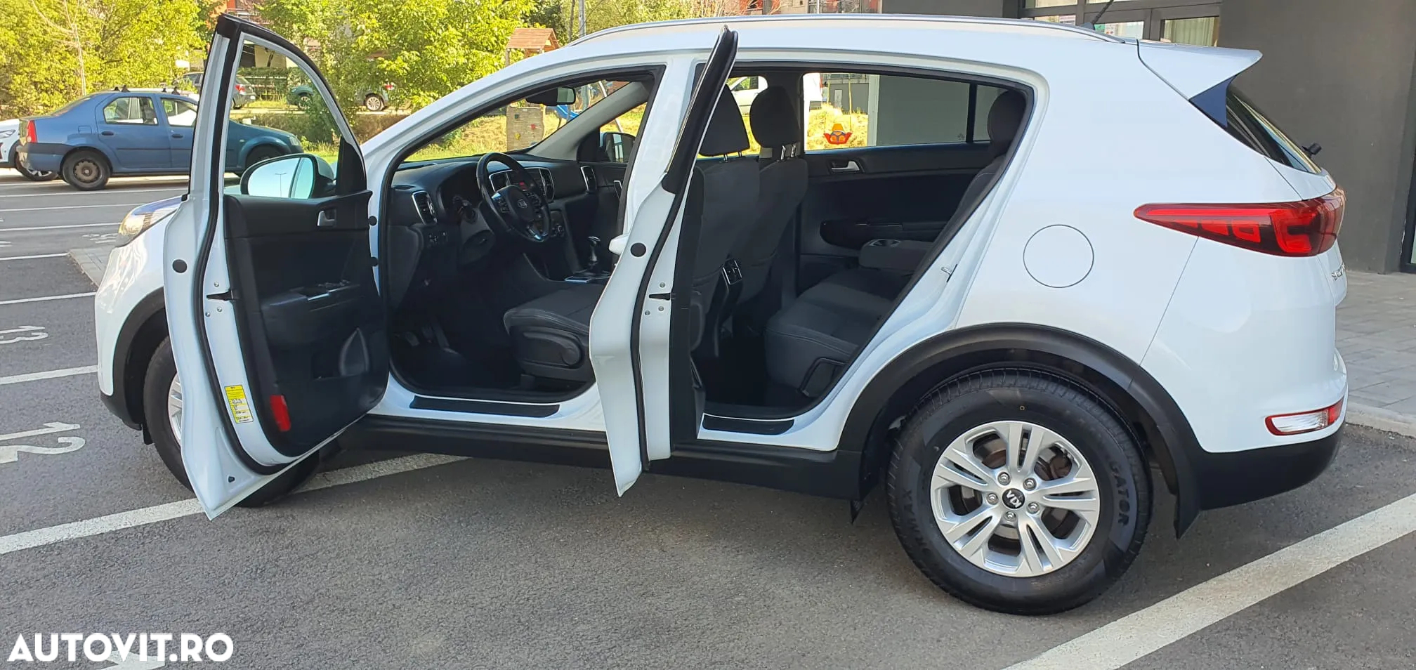 Kia Sportage - 8