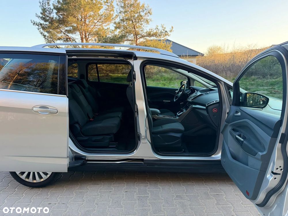 Ford Grand C-MAX 2.0 TDCi Titanium - 13