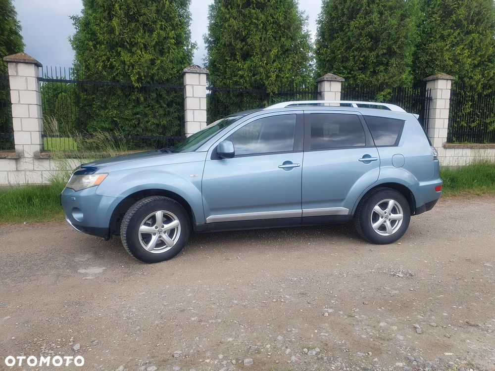 Mitsubishi Outlander 2.0 DID Intense - 4