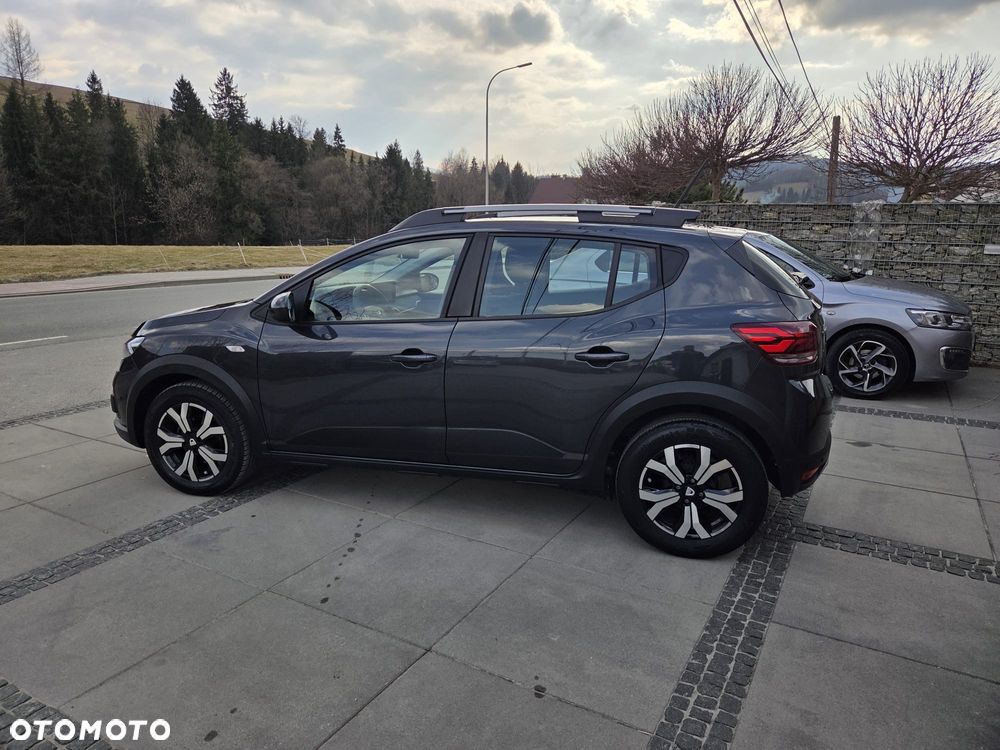 Dacia Sandero - 8