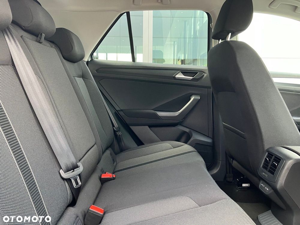 Volkswagen T-Roc - 27