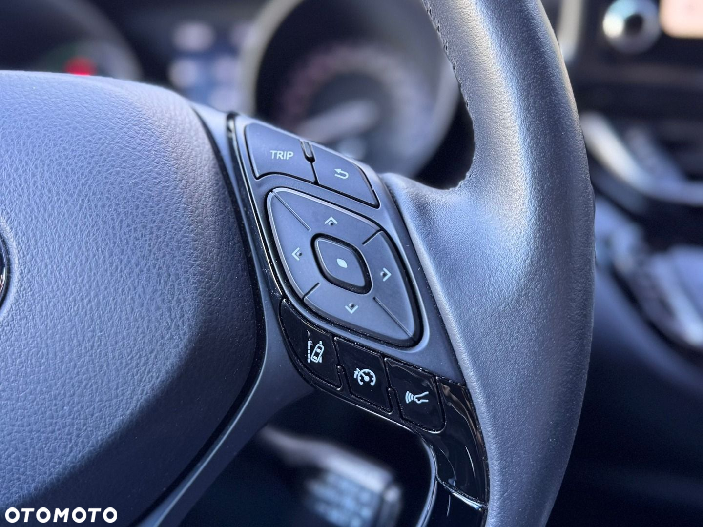 Toyota C-HR 1.8 Hybrid Style - 18