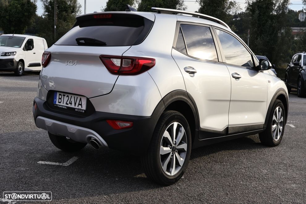 Kia Stonic 1.2 MPi Dynamic - 2