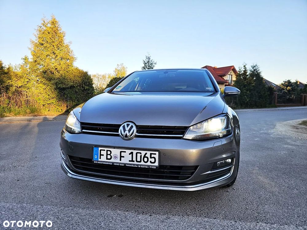 Volkswagen Golf 2.0 TDI (BlueMotion Technology) Highline - 2