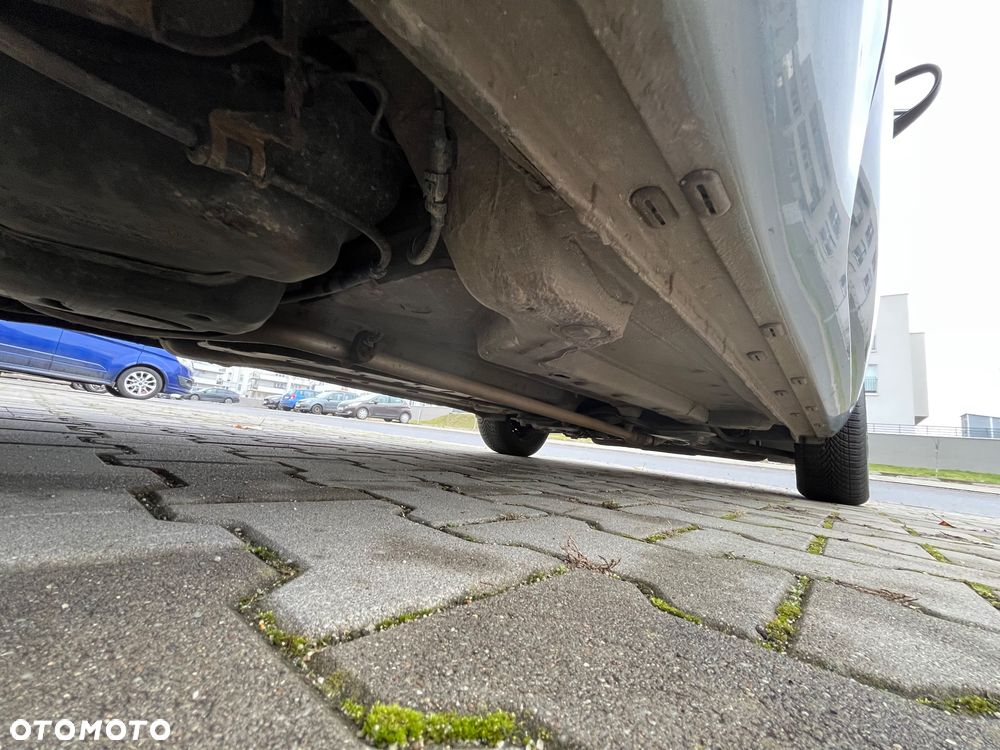 Ford KA 1.2 Grand Prix EU5 - 13