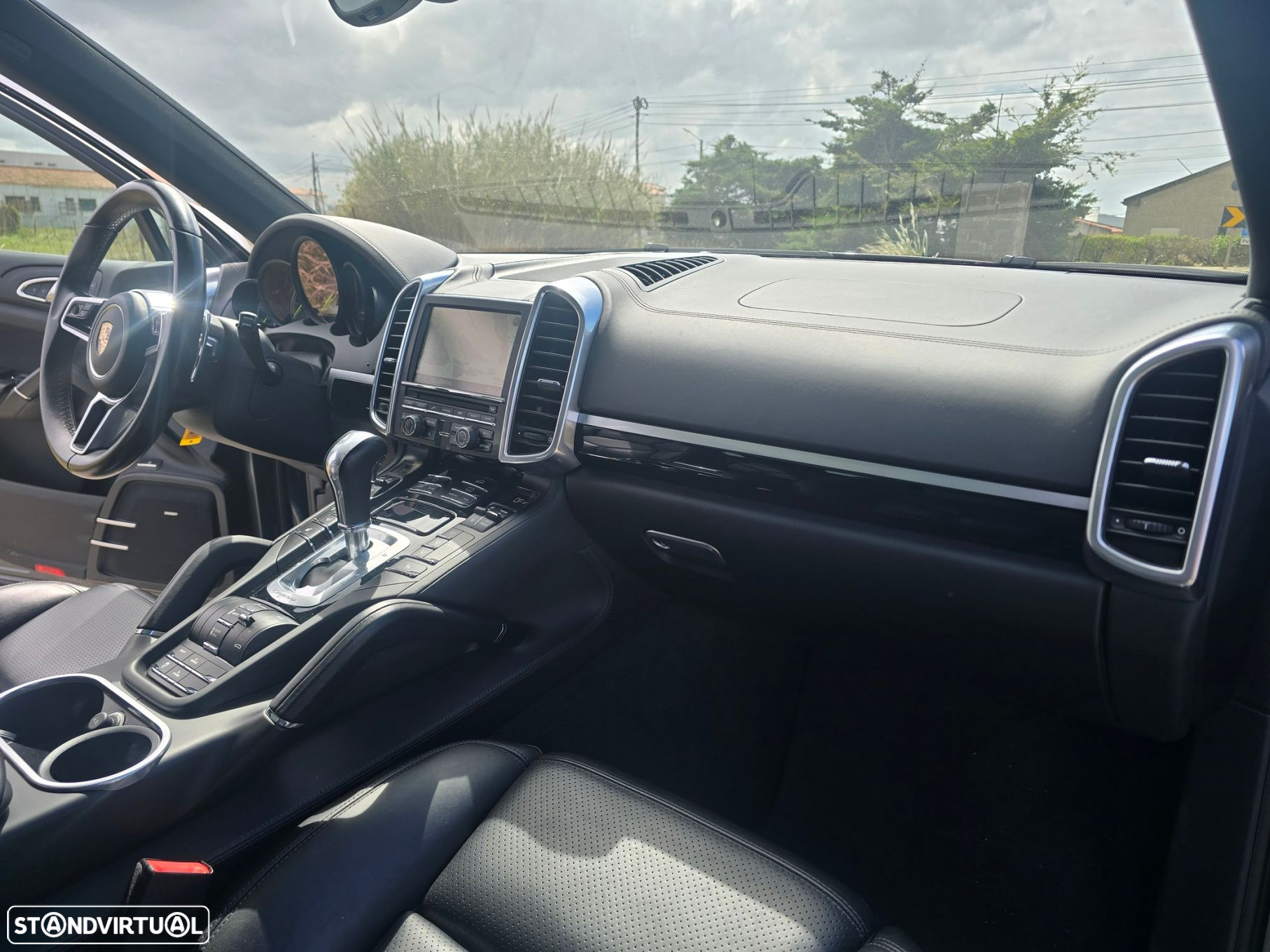Porsche Cayenne S Hybrid - 24