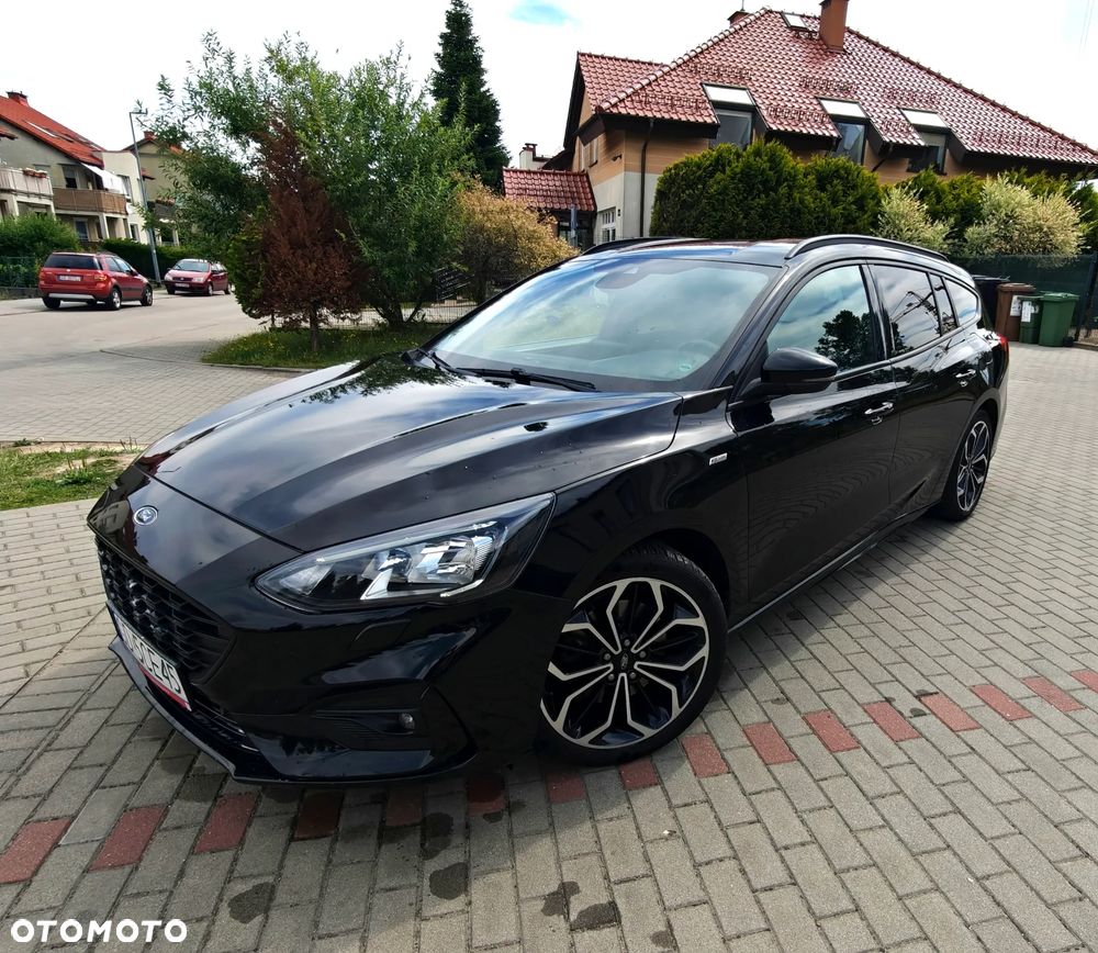 Ford Focus 1.5 EcoBlue Start-Stopp-System ST-LINE DESIGN - 1