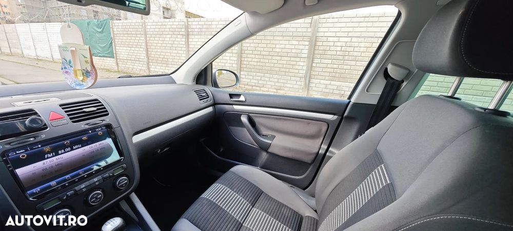 Volkswagen Golf 2.0 TDI United - 6