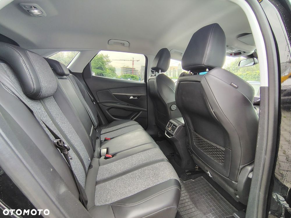 Peugeot 3008 1.2 PureTech Allure - 8