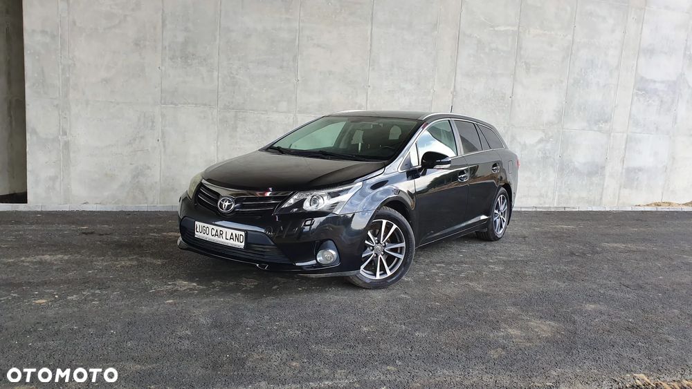 Toyota Avensis 1.8 Multidrive S Executive - 2