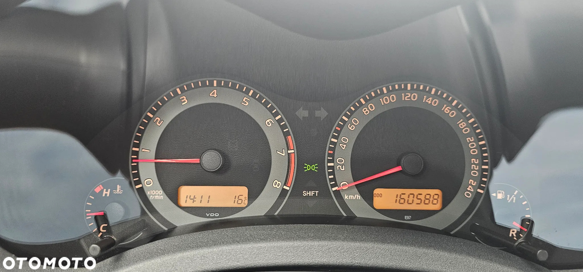Toyota Auris 1.6 Sol - 11