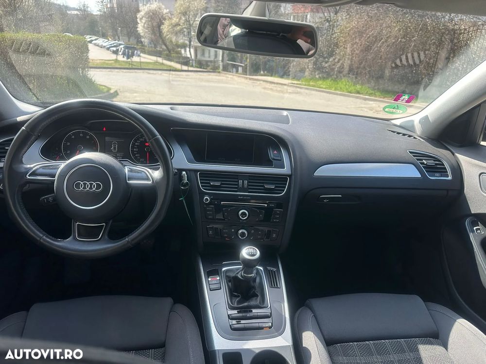 Audi A4 1.8 TFSI Ambiente - 8
