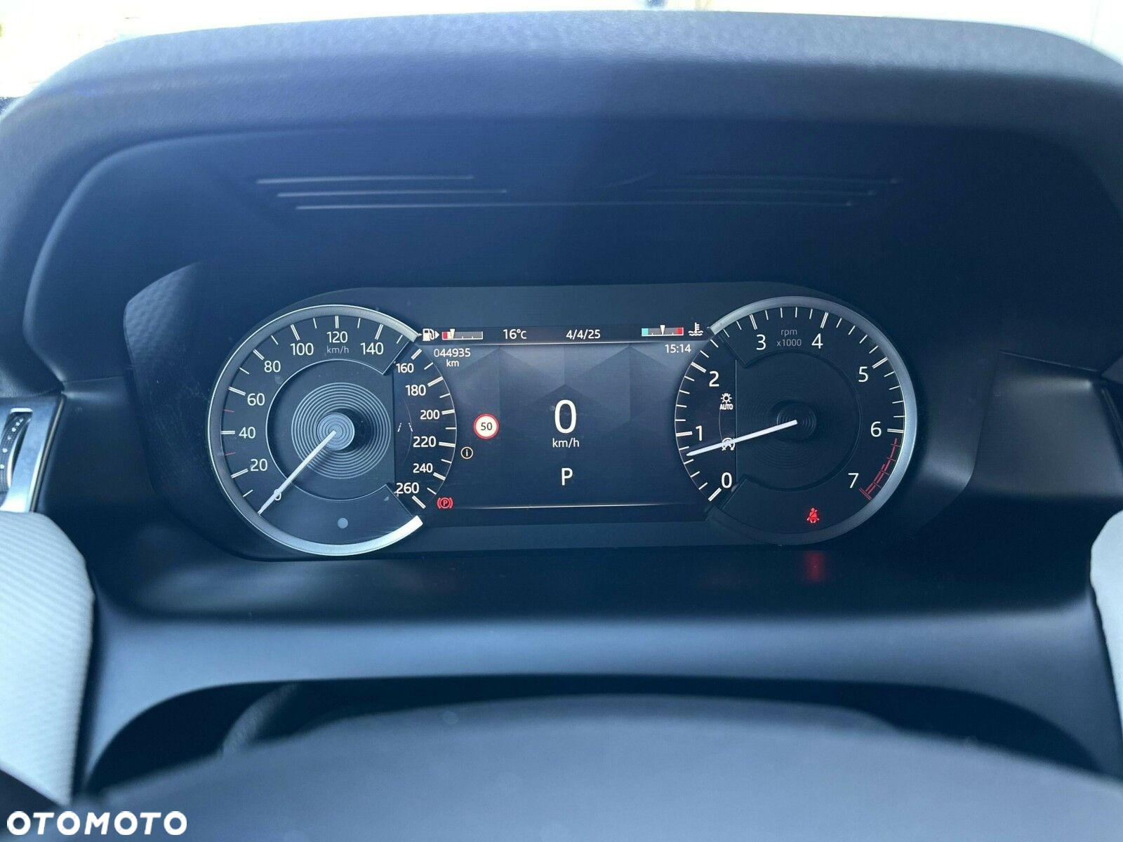 Land Rover Discovery Sport - 17