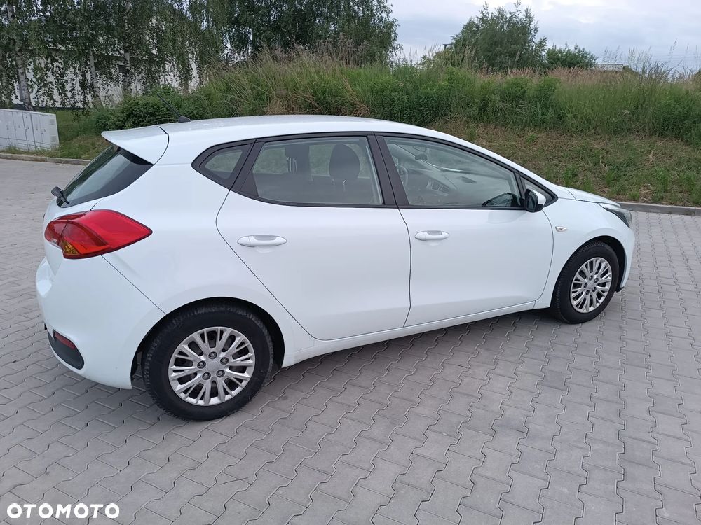 Kia Ceed 1.4 CVVT Vision - 10
