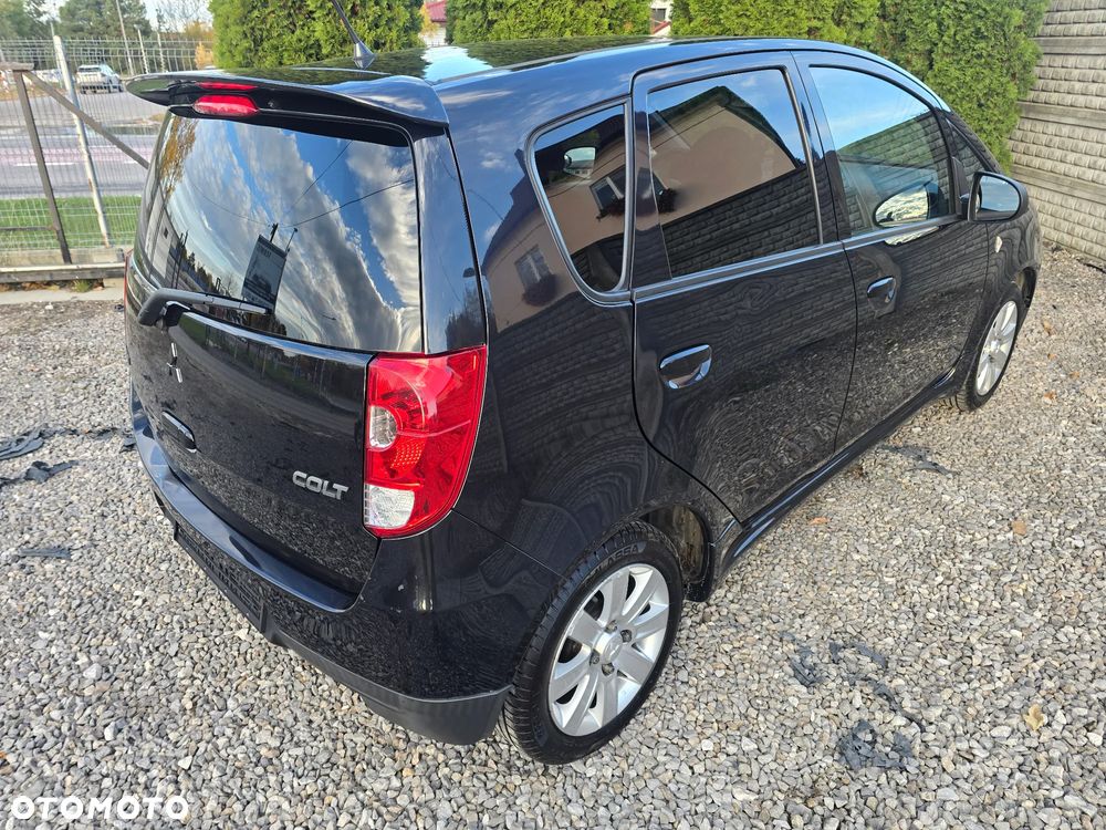 Mitsubishi Colt 2011 photo 5