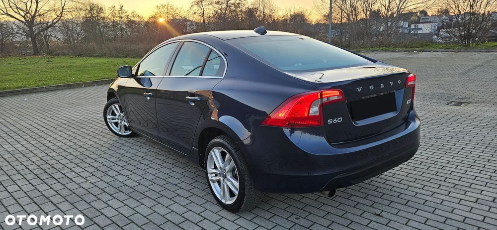 Volvo S60 D3 Edition Pro - 2