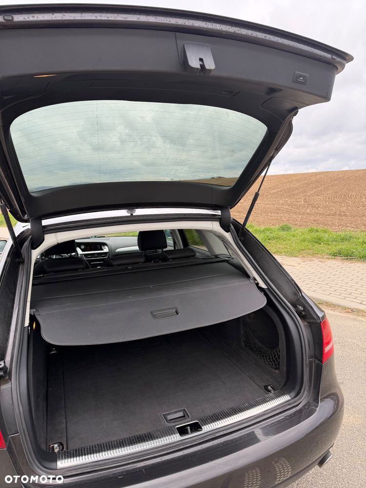 Audi A4 Avant - 16