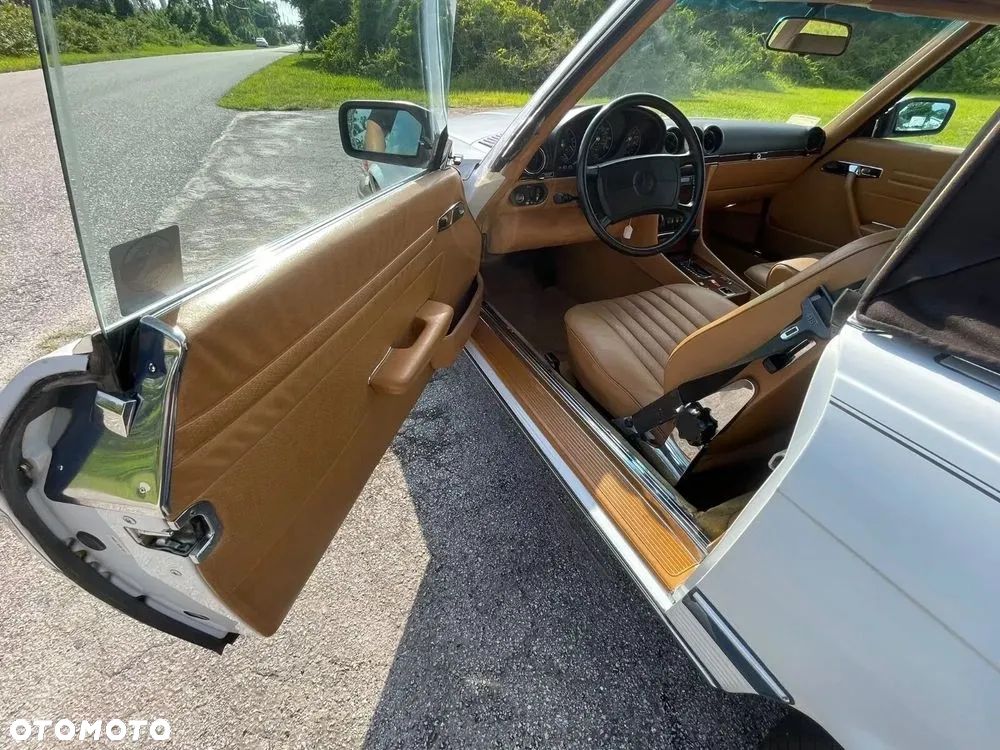 Mercedes-Benz SL - 32