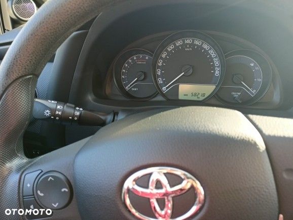 Toyota Auris 1.33 VVT-i Active - 9