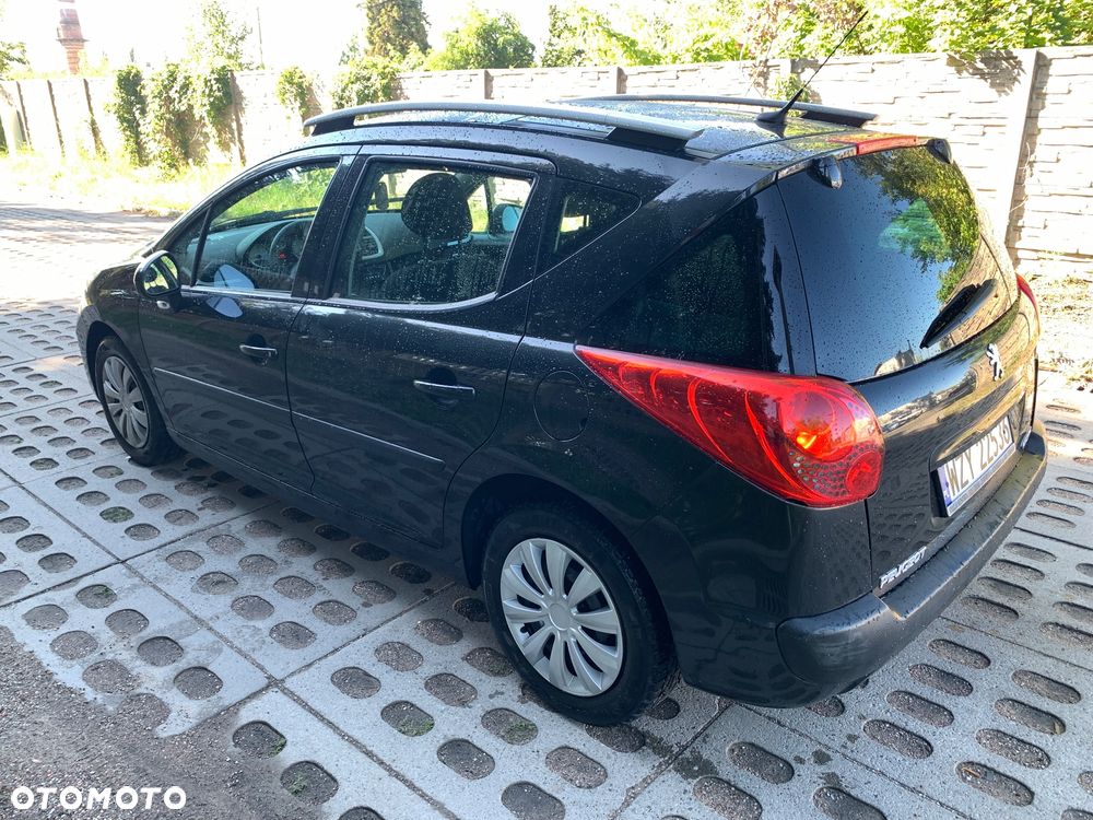 Peugeot 207 1.4 - 24
