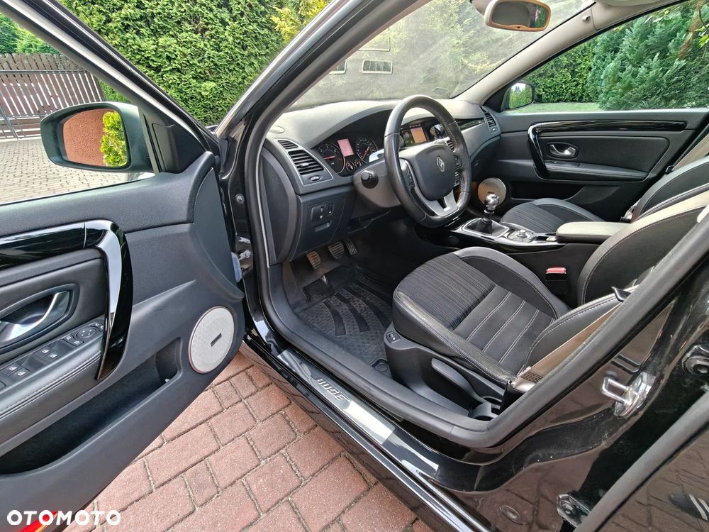 Renault Laguna 2.0 dCi Bose Edition ESM - 27