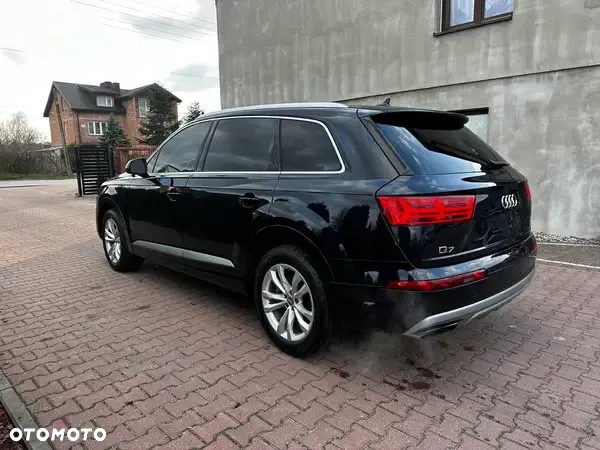 Audi Q7 3.0 TFSI Quattro Tiptronic - 12