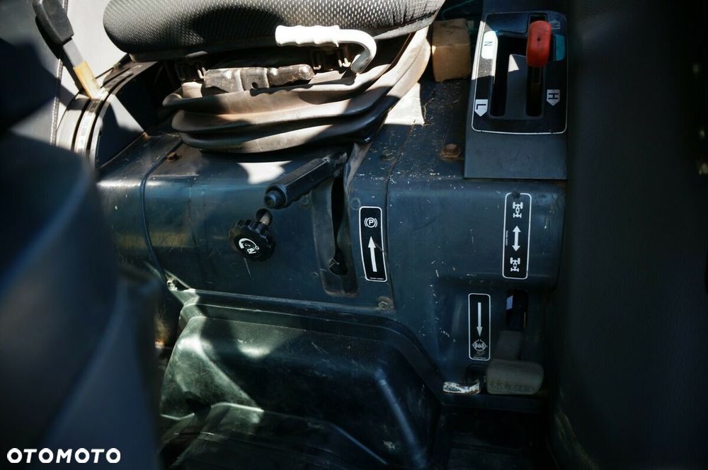 Kubota Kubota L4200 z ładowaczem czołowym 2004  CIĄGNIK ROLNICZY - 9