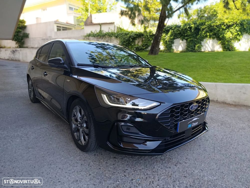 Ford Focus 1.0 EcoBoost MHEV ST-Line X - 1