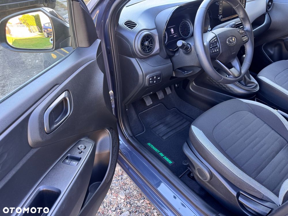 Hyundai i10 - 10