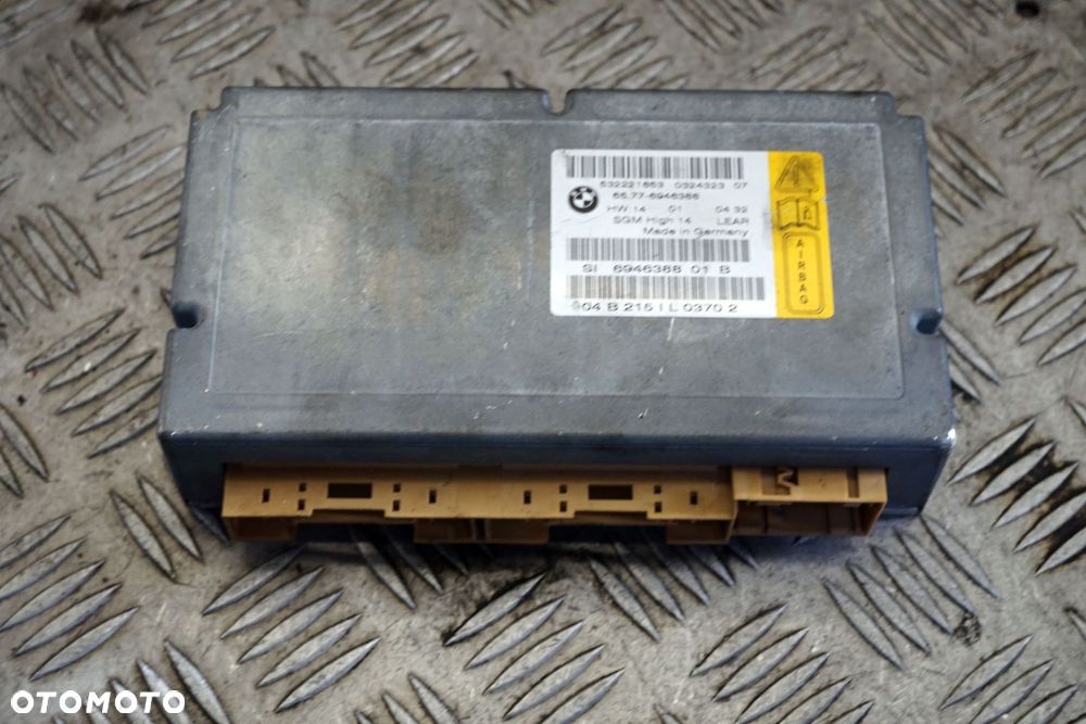 MODUŁ SENSOR PODUSZEK AIRBAG 5 E61 6946388 BMW 2003-2007 - 2