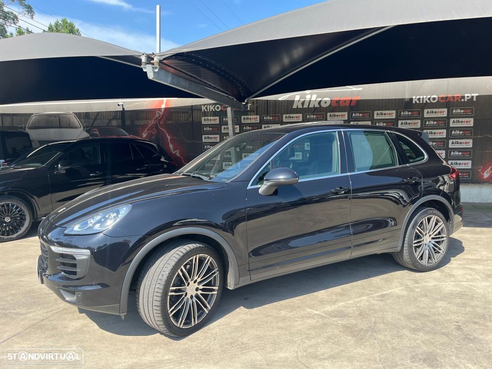 Porsche Cayenne Standard - 4