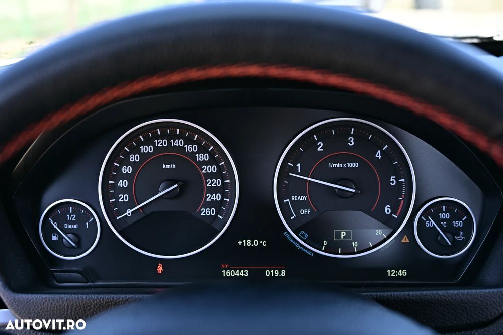 BMW Seria 3 320d Aut. Sport Line - 24