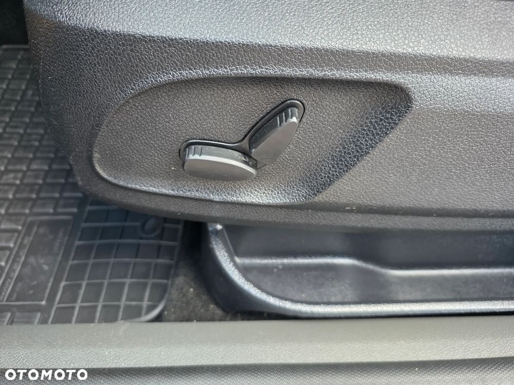 Ford Kuga 2.0 TDCi 4x4 Titanium - 18