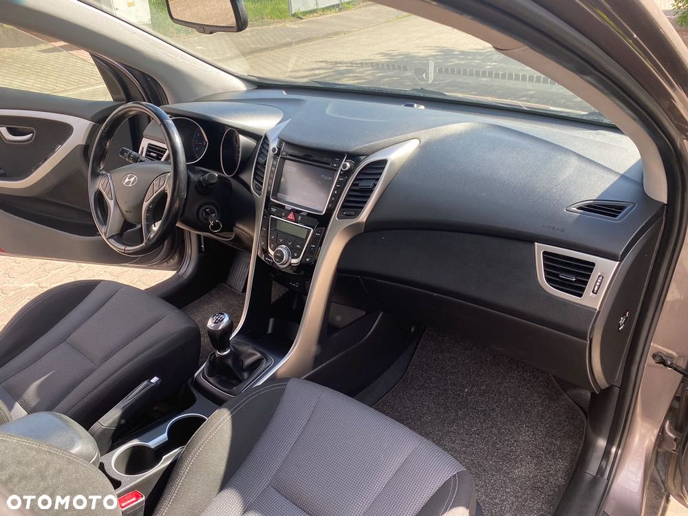 Hyundai i30 1.6 GDI Classic - 9