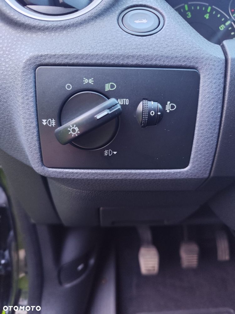 Ford Fiesta 1.4 Ghia - 30