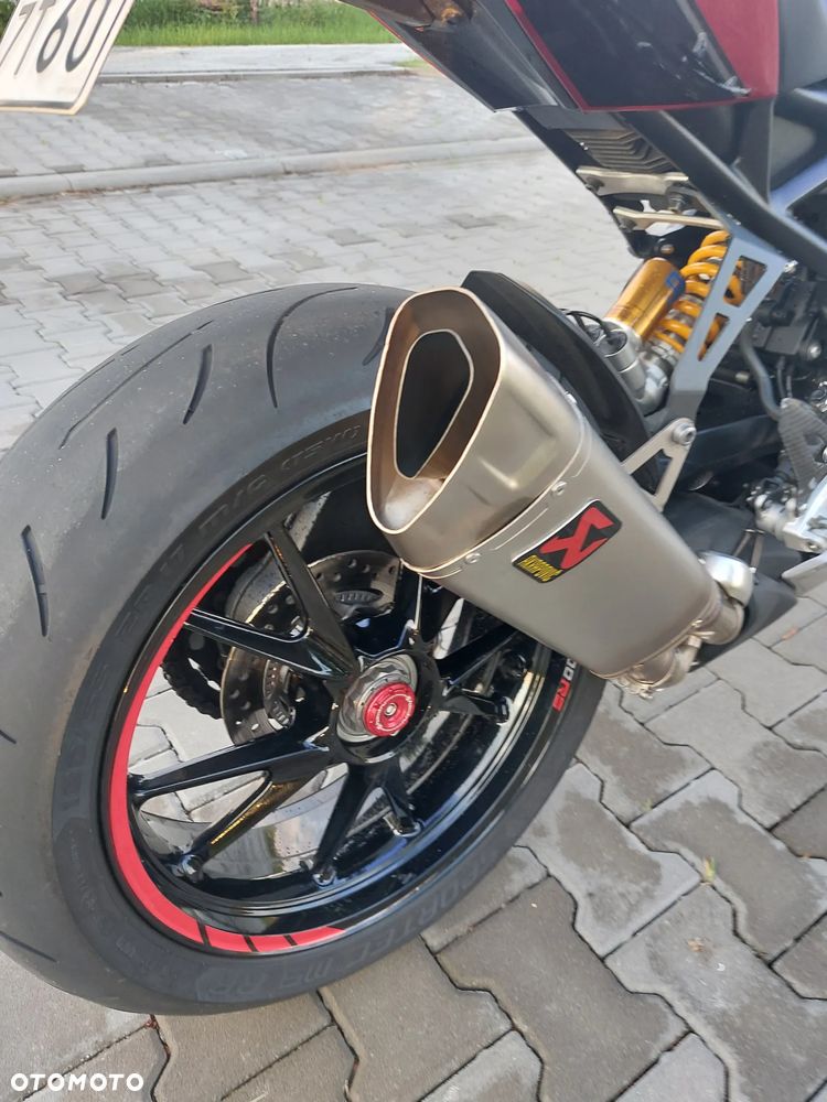 Triumph Speed Triple - 35