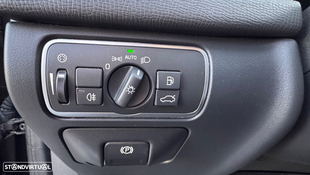 Volvo XC 60 2.0 D3 Summum Geartronic - 17