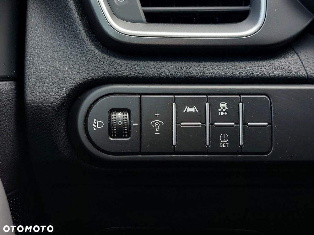 Kia XCeed 1.5 T-GDI M DCT - 16
