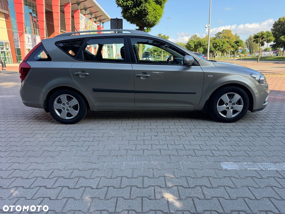 Kia Ceed 1.6 Crdi Comfort - 8