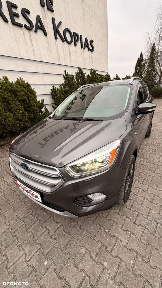 Ford Kuga 2.0 TDCi 4x4 Vignale - 29