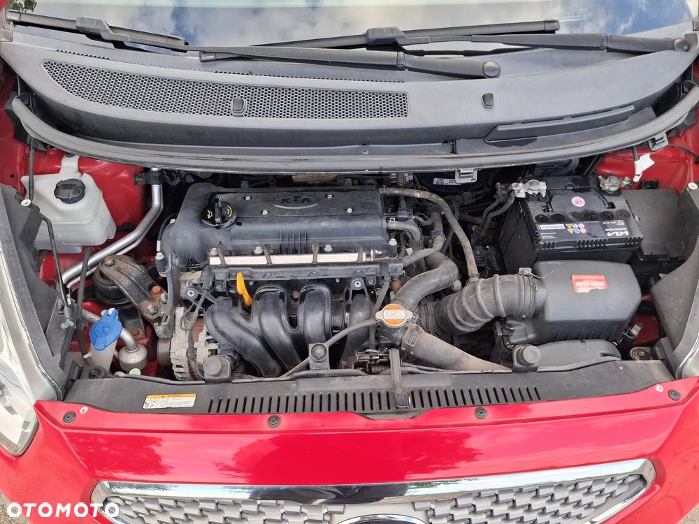 Kia Venga 1.4 S - 16