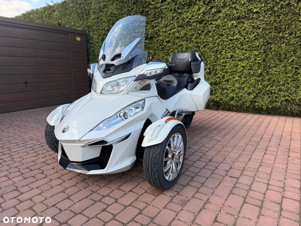 Can-Am Spyder - 3