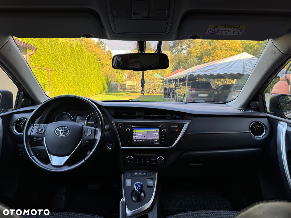 Toyota Auris 1.8 HSD Luna - 28
