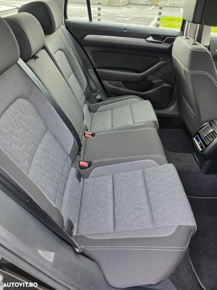Volkswagen Passat Variant 2.0 TDI DSG Business - 9