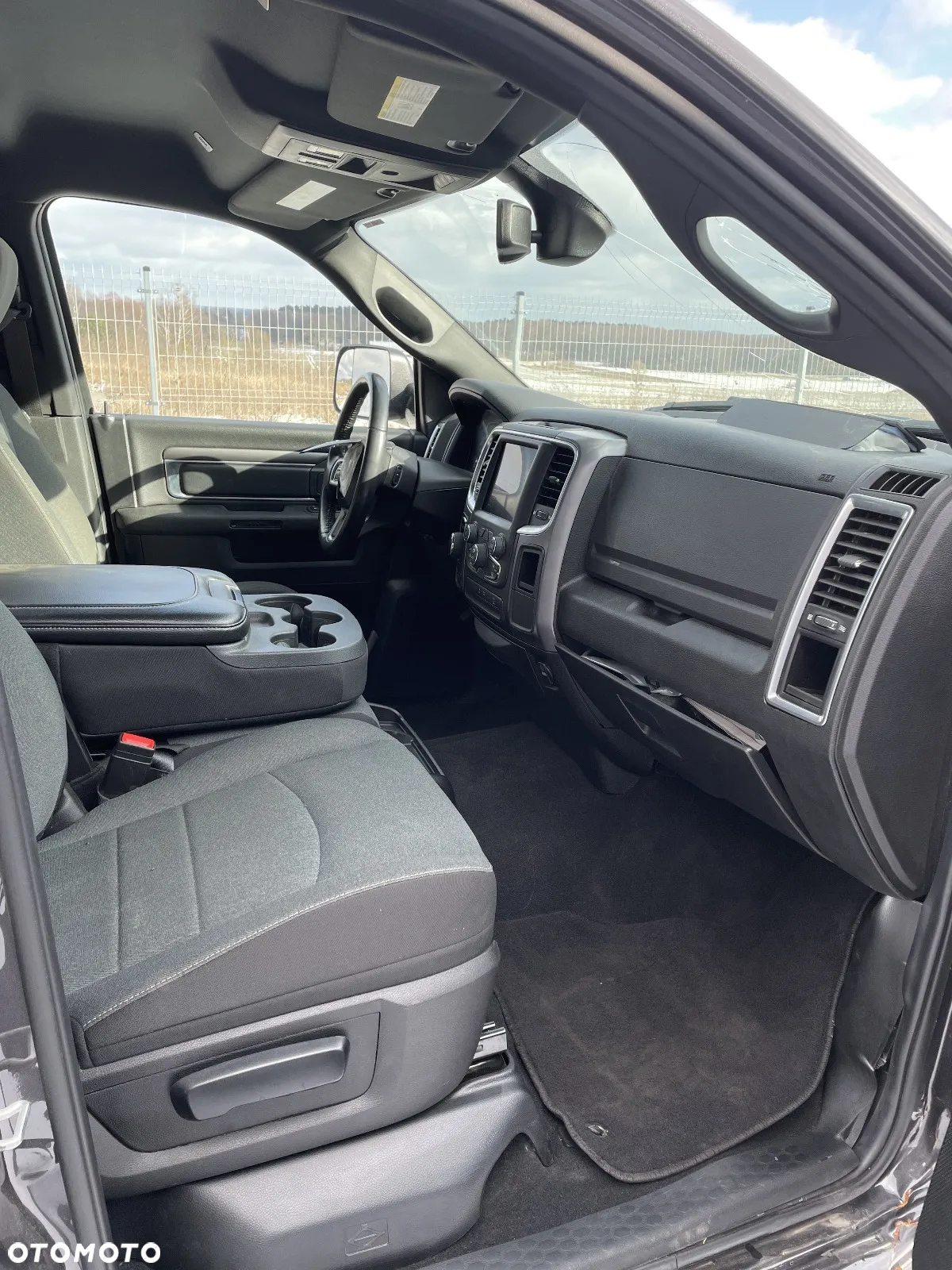 RAM 1500 - 8