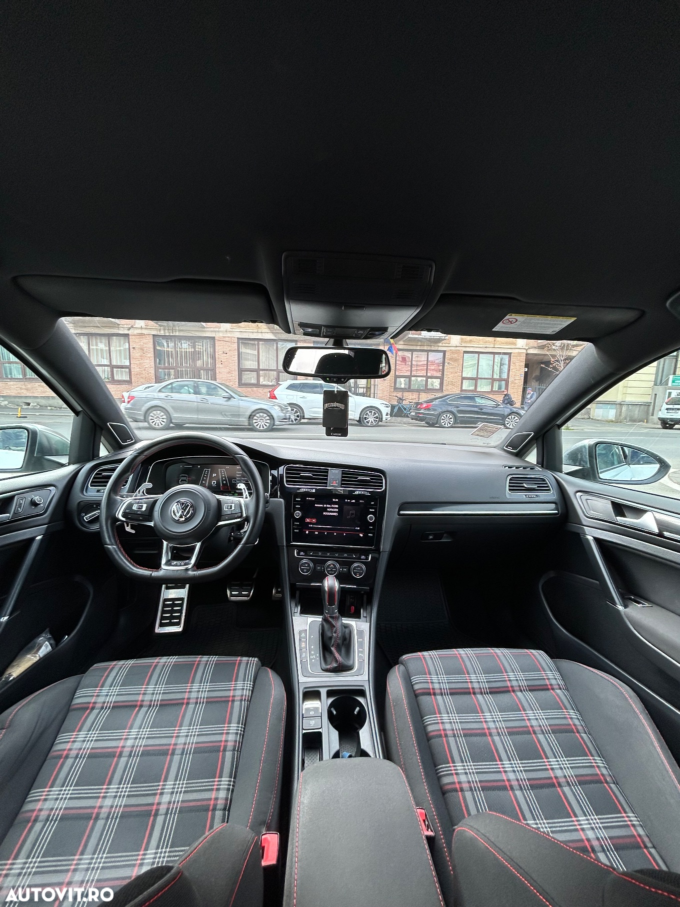 Volkswagen Golf 2.0 TSI BMT DSG GTI - 14