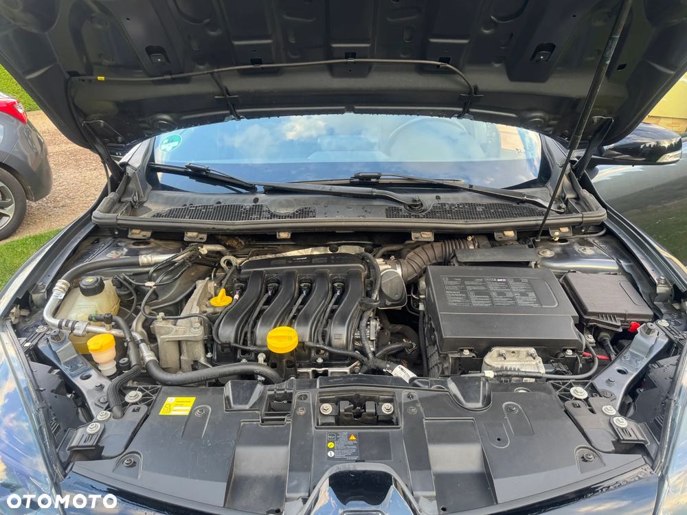Renault Megane 1.6 16V 110 LIMITED - 10