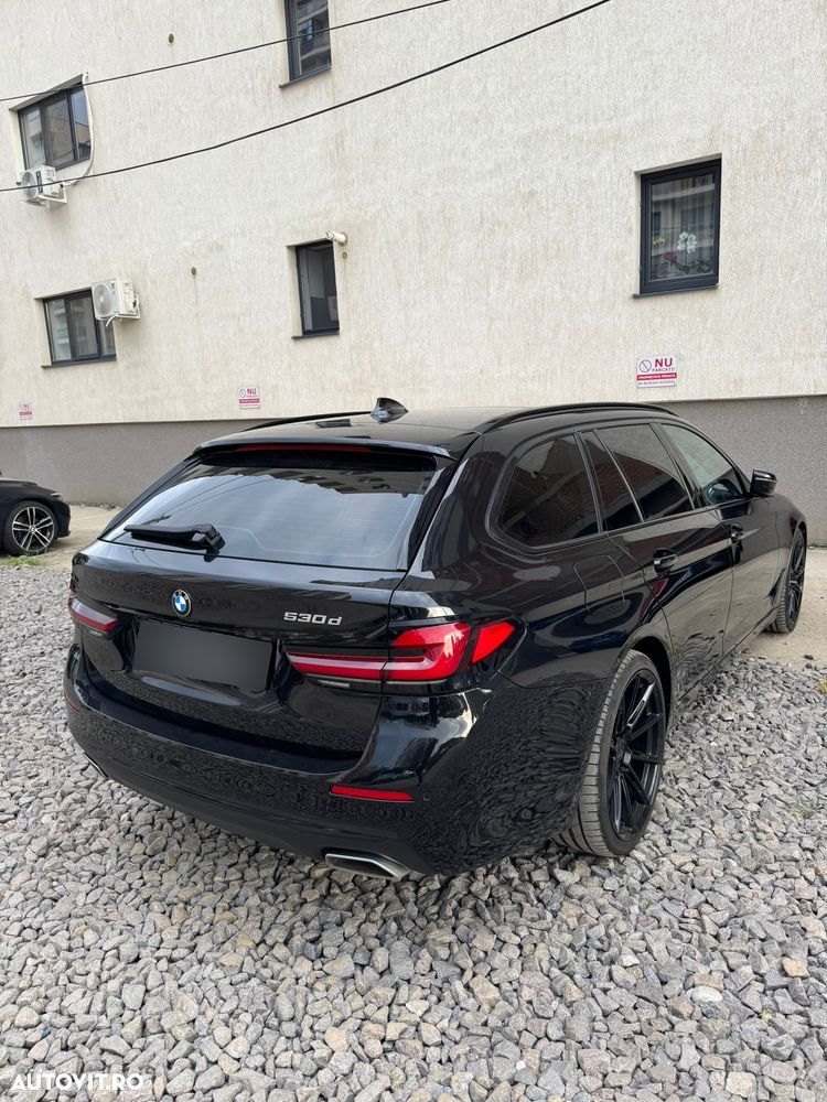 BMW Seria 5 530d Aut. Luxury Line - 3