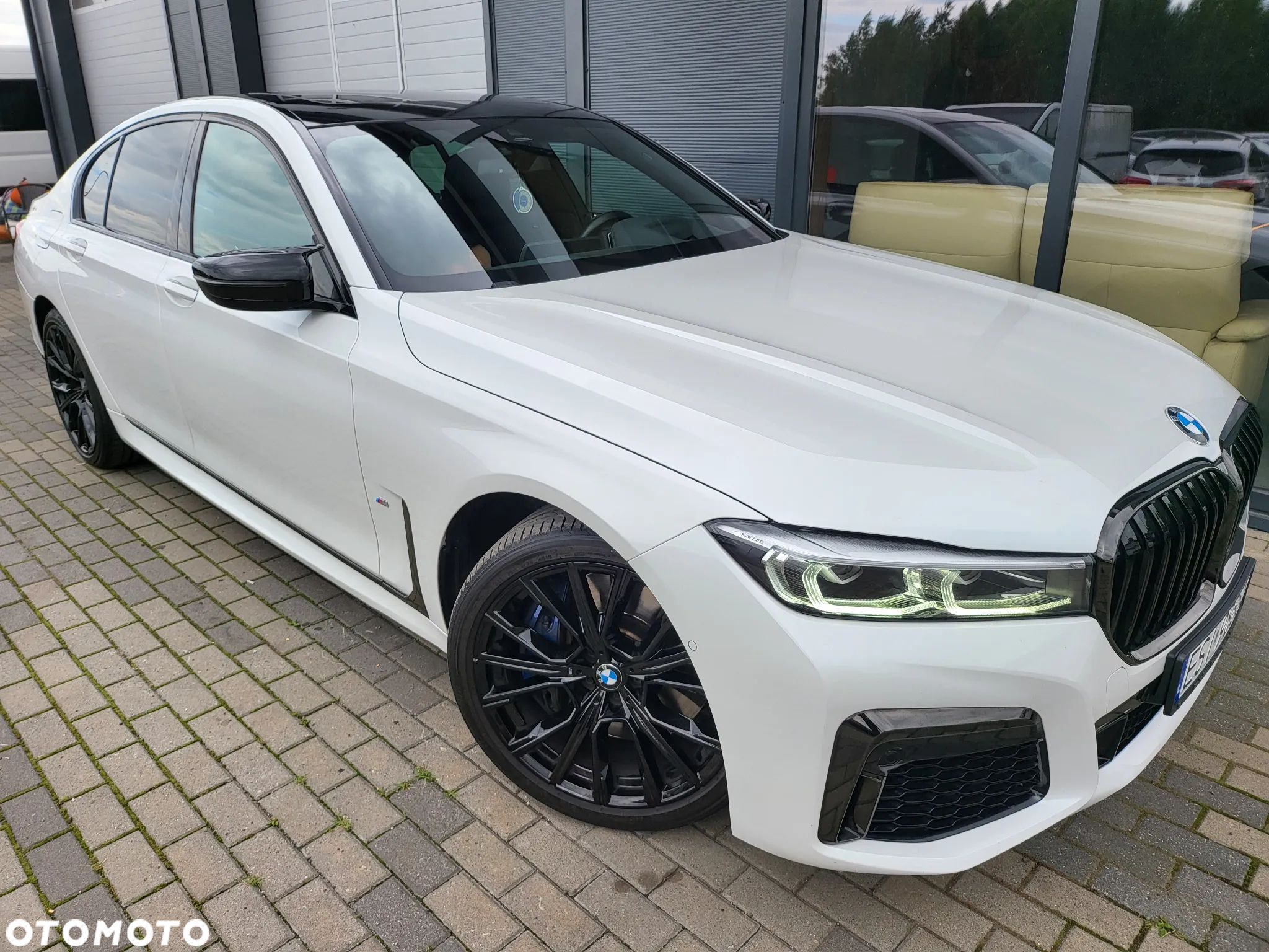 BMW Seria 7 730d xDrive sport - 21